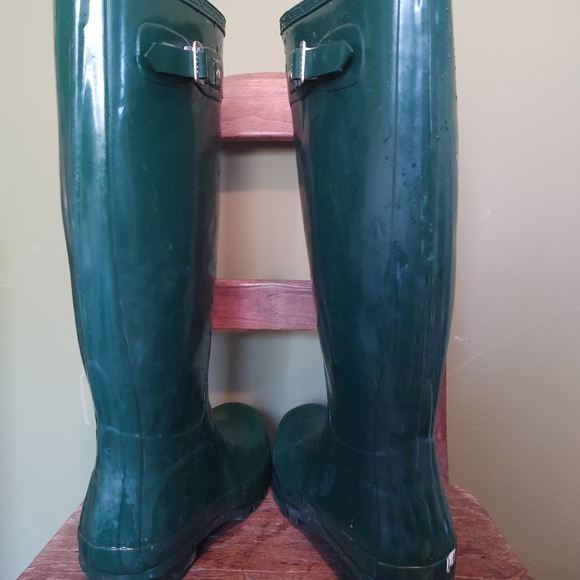 Rainboots! - Picture 3 of 6